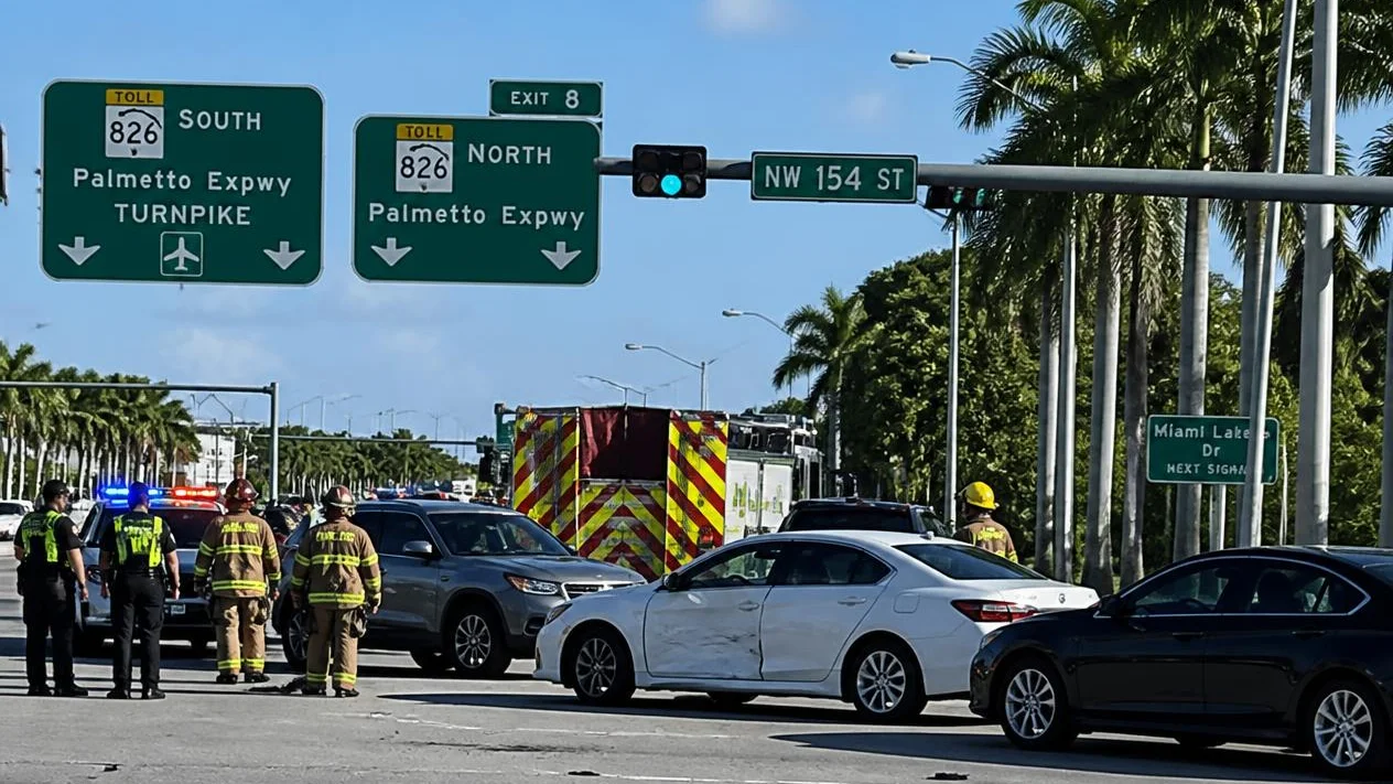 Aerial view of Miami Lakes crash on SR 826, August 30, 2026