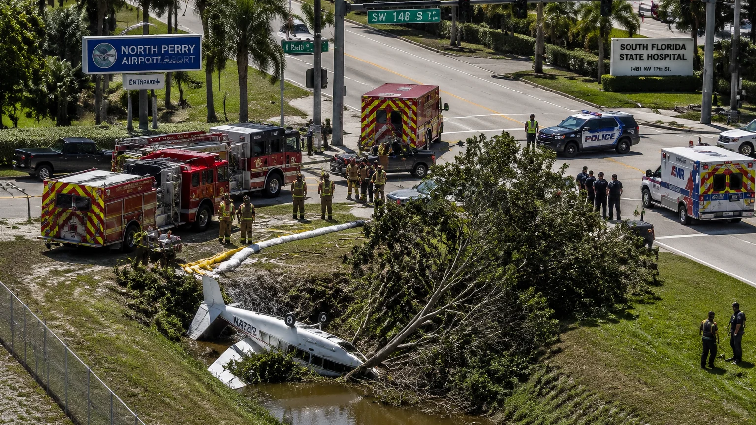 Pembroke Pines plane crash 2026 near South Florida State Hospital